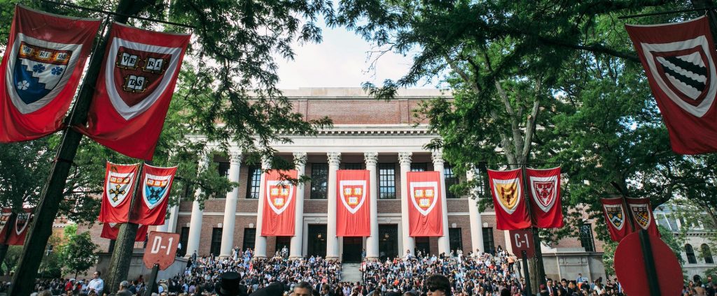 Universiti Harvard Memaknai Kembara Ilmu Halaman Buku